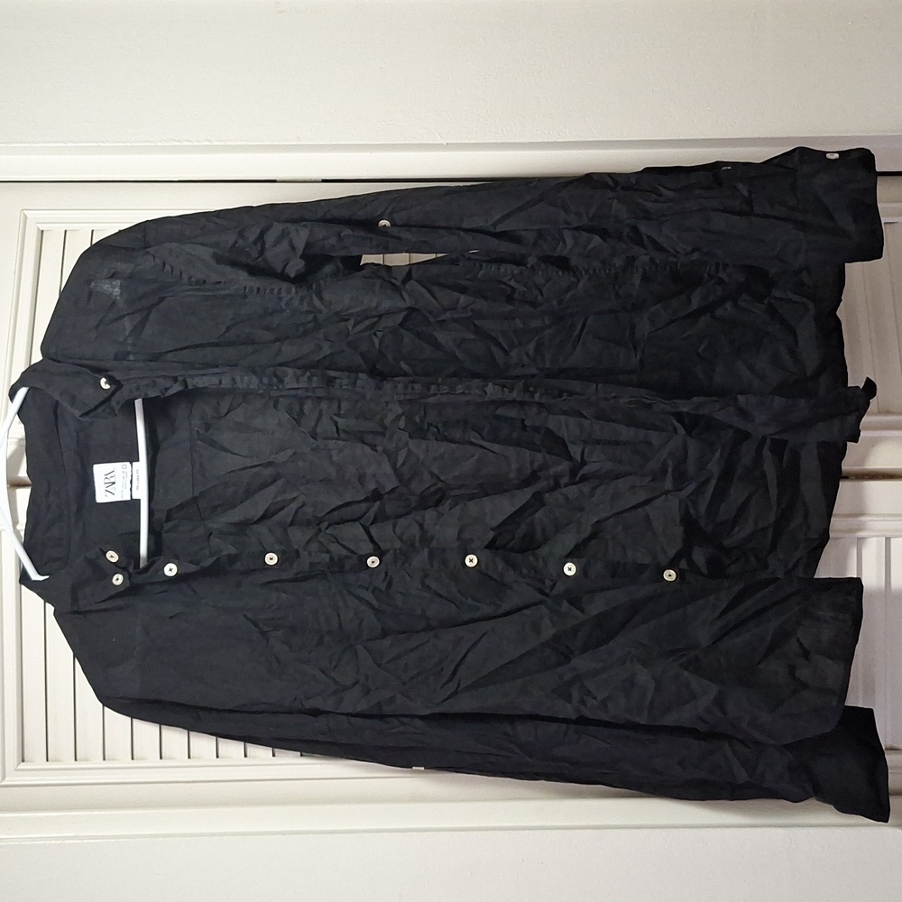 Zara (M) black long sleeve relaxed button up